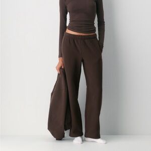 ARITZIA SWEATPANTS BOYFRIEND